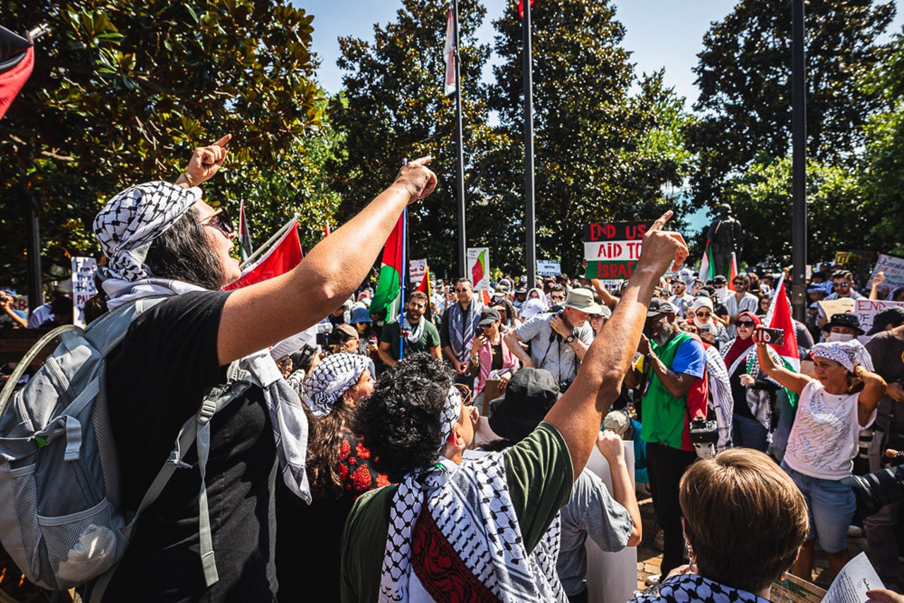 Police arrest two, pepper spray crowd at pro-Palestinian rally in downtown Orlando