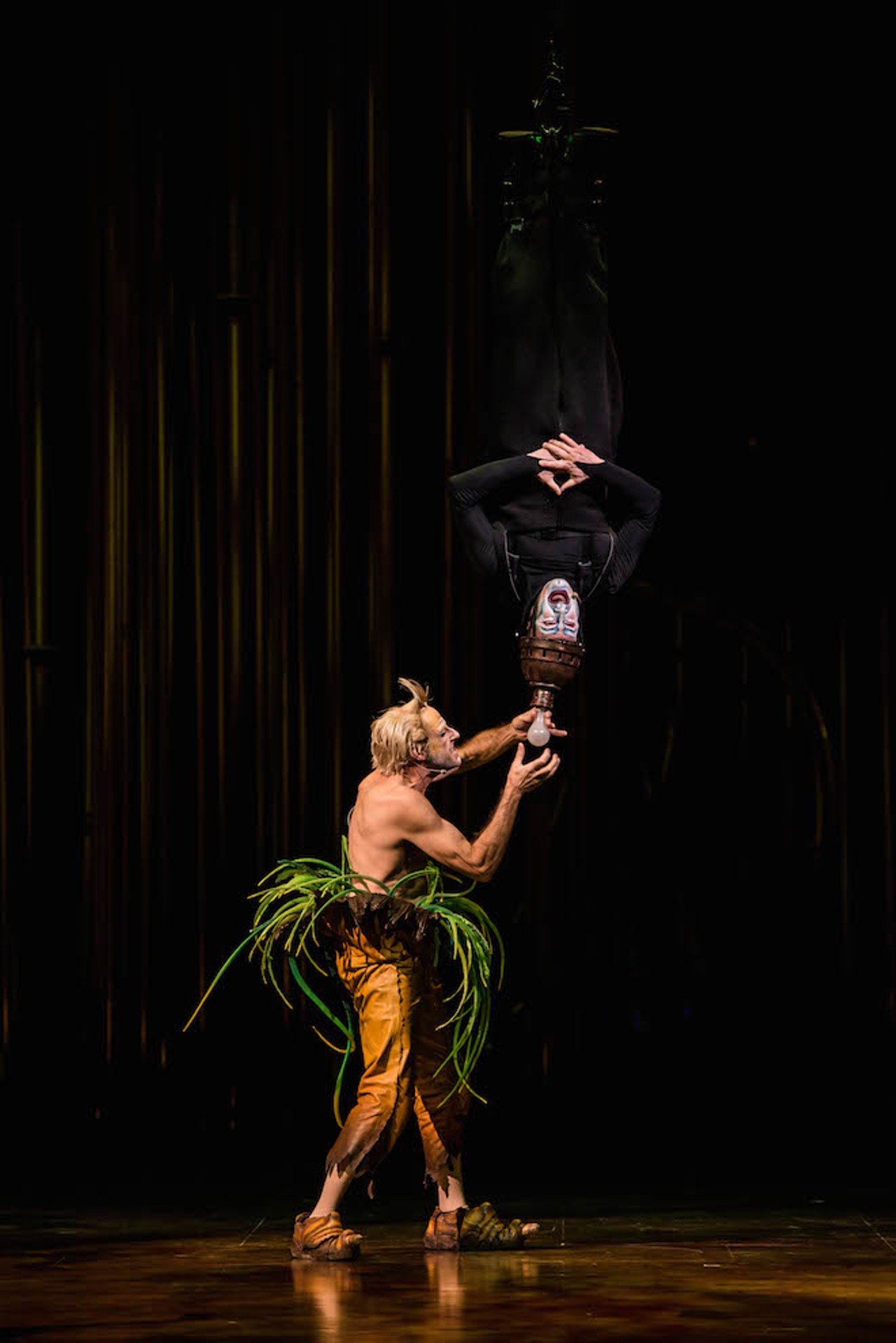 Photo: Martin Girard/shootstudio.ca Costumes: Eiko Ishioka &copy; 2014 Cirque du Soleil