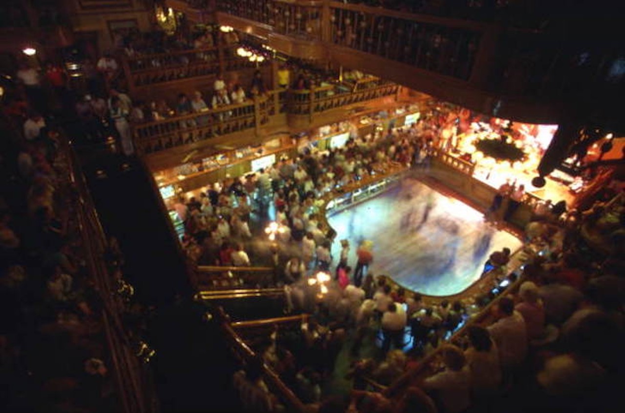 Interior view of Rosie O'Grady's at Church Street Station, likely after 1972.