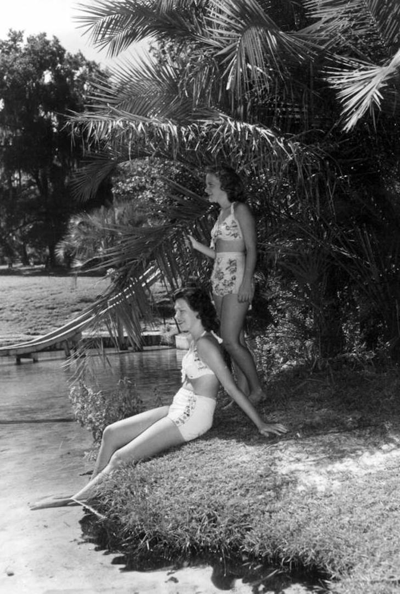 Jo Ann Cloud and Jean Baker at the shore of the springs, 1946.