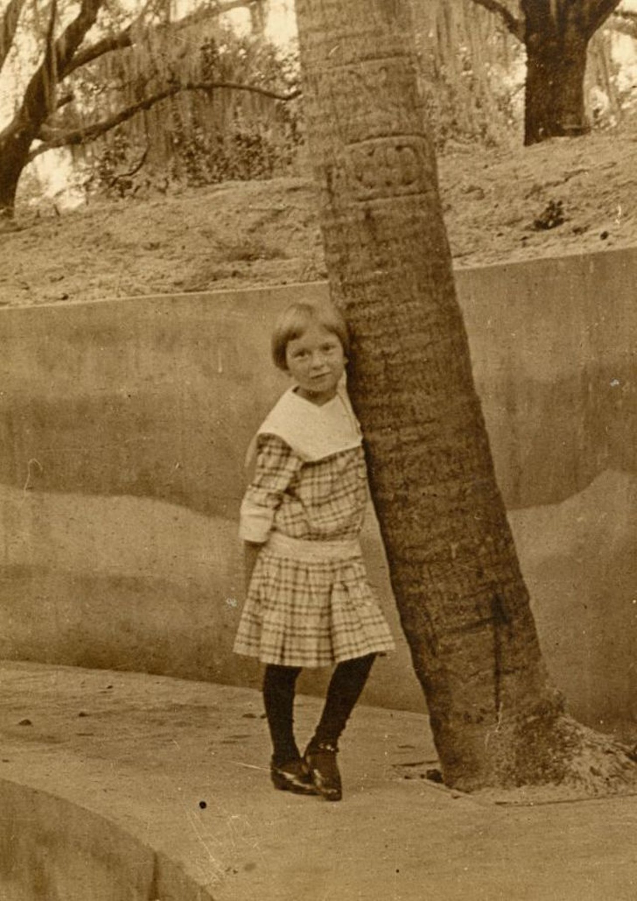 Dorothy E. Fuller at Hoosier Spring, circa 1918.