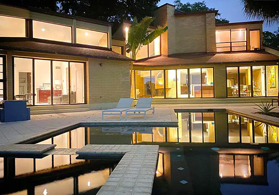 Renowned architect Milton C. Harry designed this mid-century modern home with art lovers in mind
