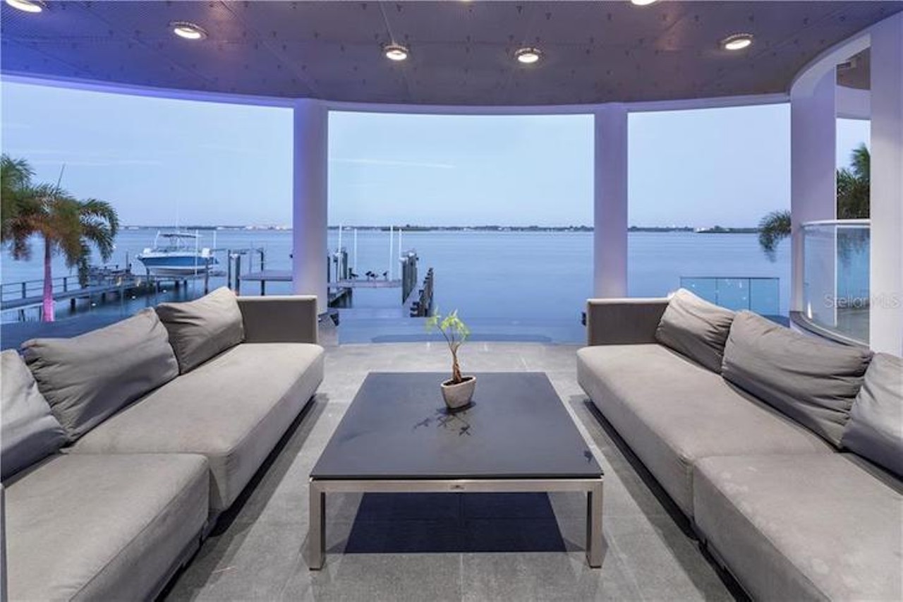 Rumor has it Tampa Bay Buc Tom Brady is buying this waterfront home