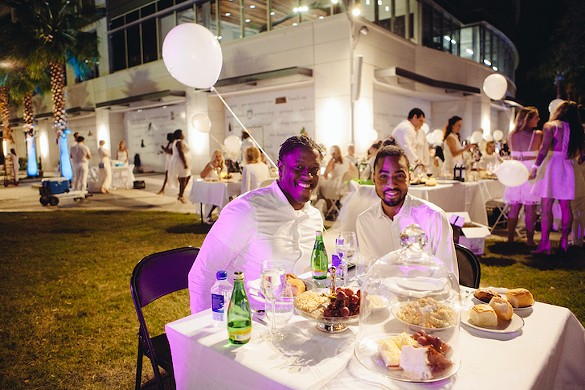 Steal a glimpse of Le Diner en Blanc, the fancy all-white dinner party