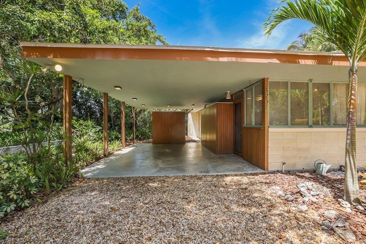 The Bennett Residence, an iconic midcentury-modern gem by Florida architect Paul Rudolph, was just sold