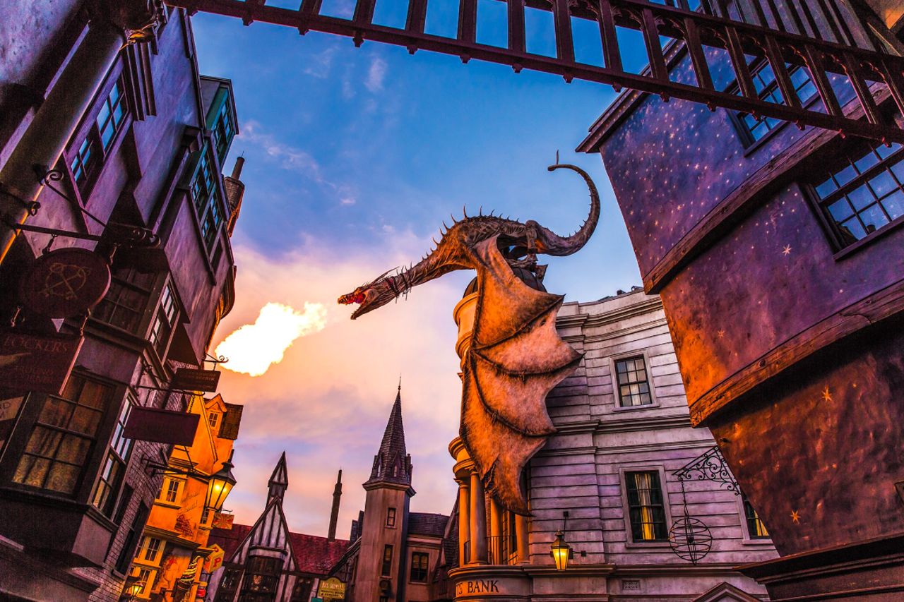 Perfect your timing when you snap a pic of the dragon at Universal's Wizarding World of Harry Potter
Your photos will be fire, if you time it just right.