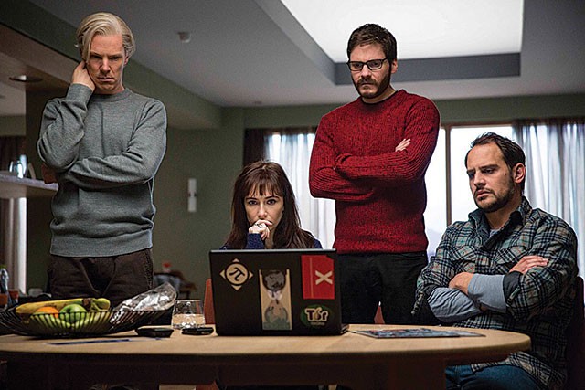 ‘The Fifth Estate’ takes an intriguing but unorganized look at WikiLeaks