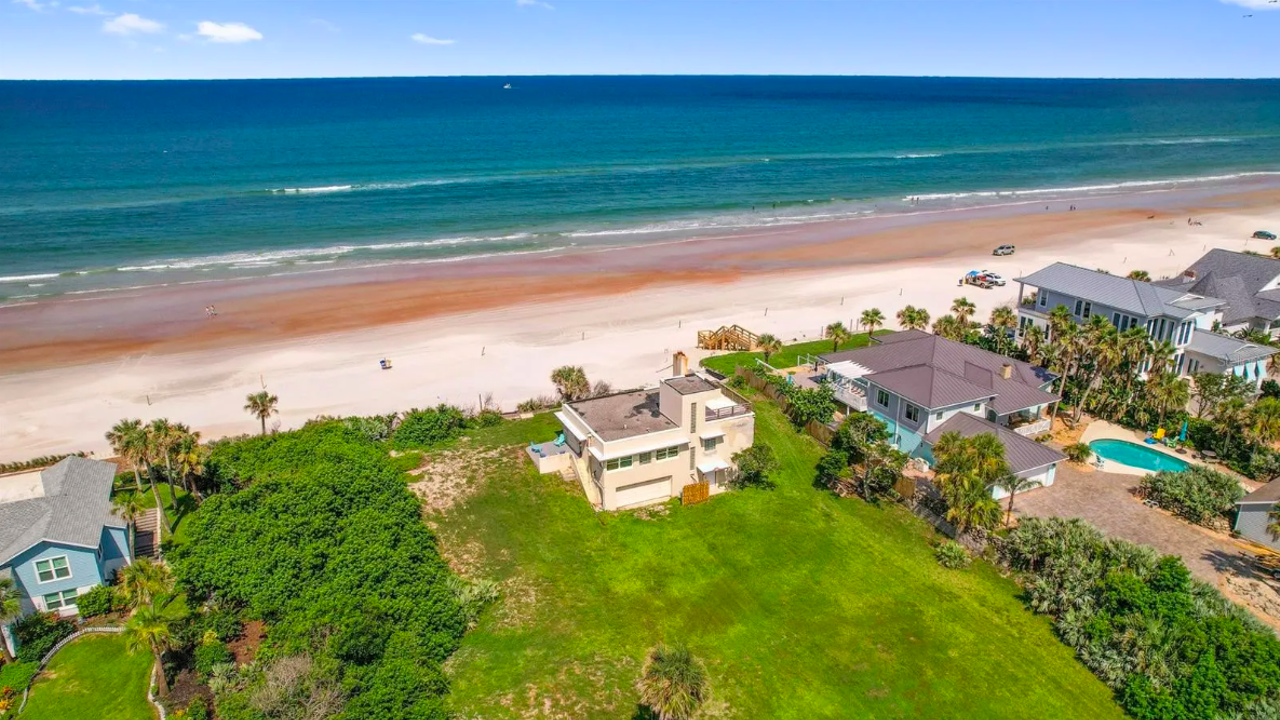 The historic home of citrus tycoon Dr. Phillips’ son is now on the market in Daytona Beach