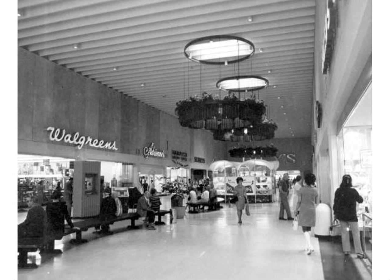 Inside the Winter Park Mall, 1972