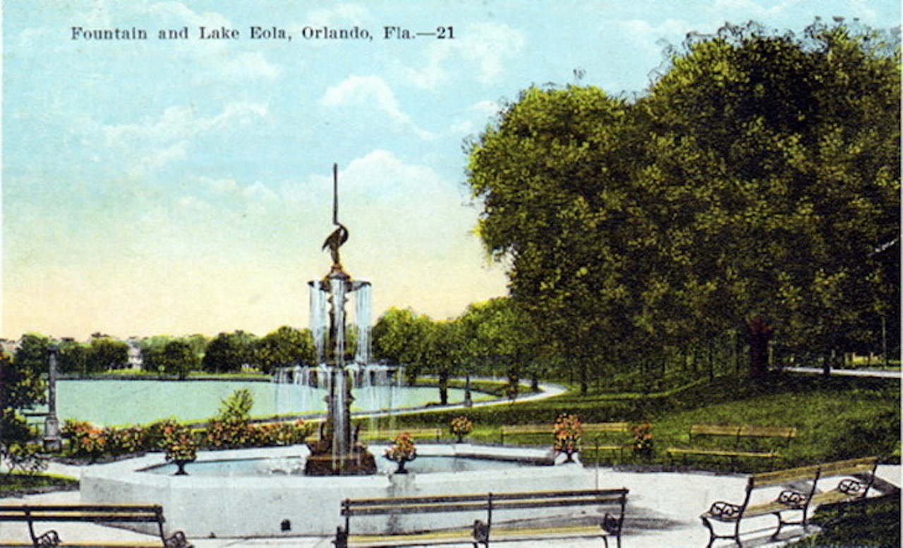 The fountain at Lake Eola Park in Orlando, published sometime in the 1900s.