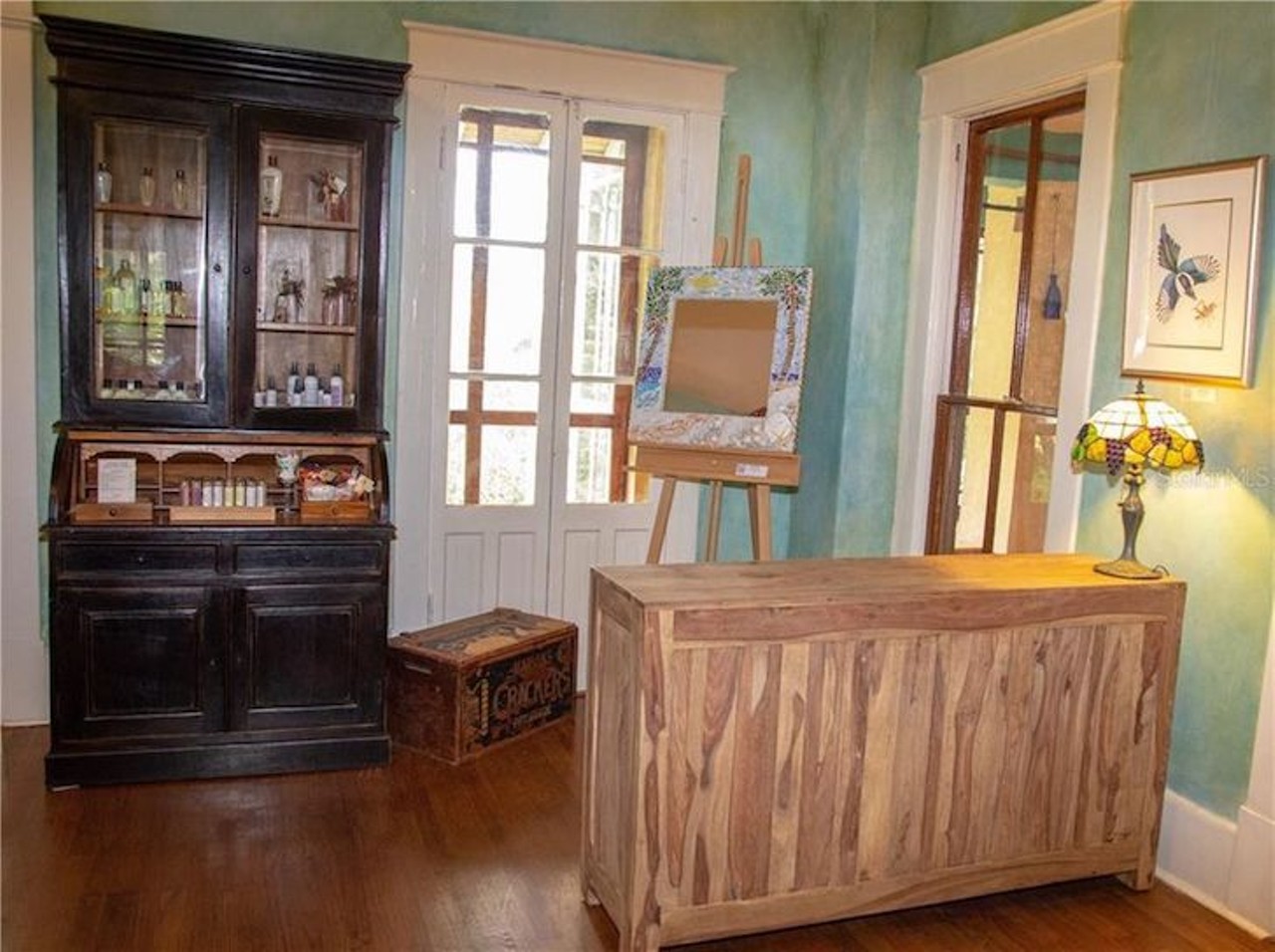 This 19th century Oakland bed and breakfast can be yours for under a million dollars
