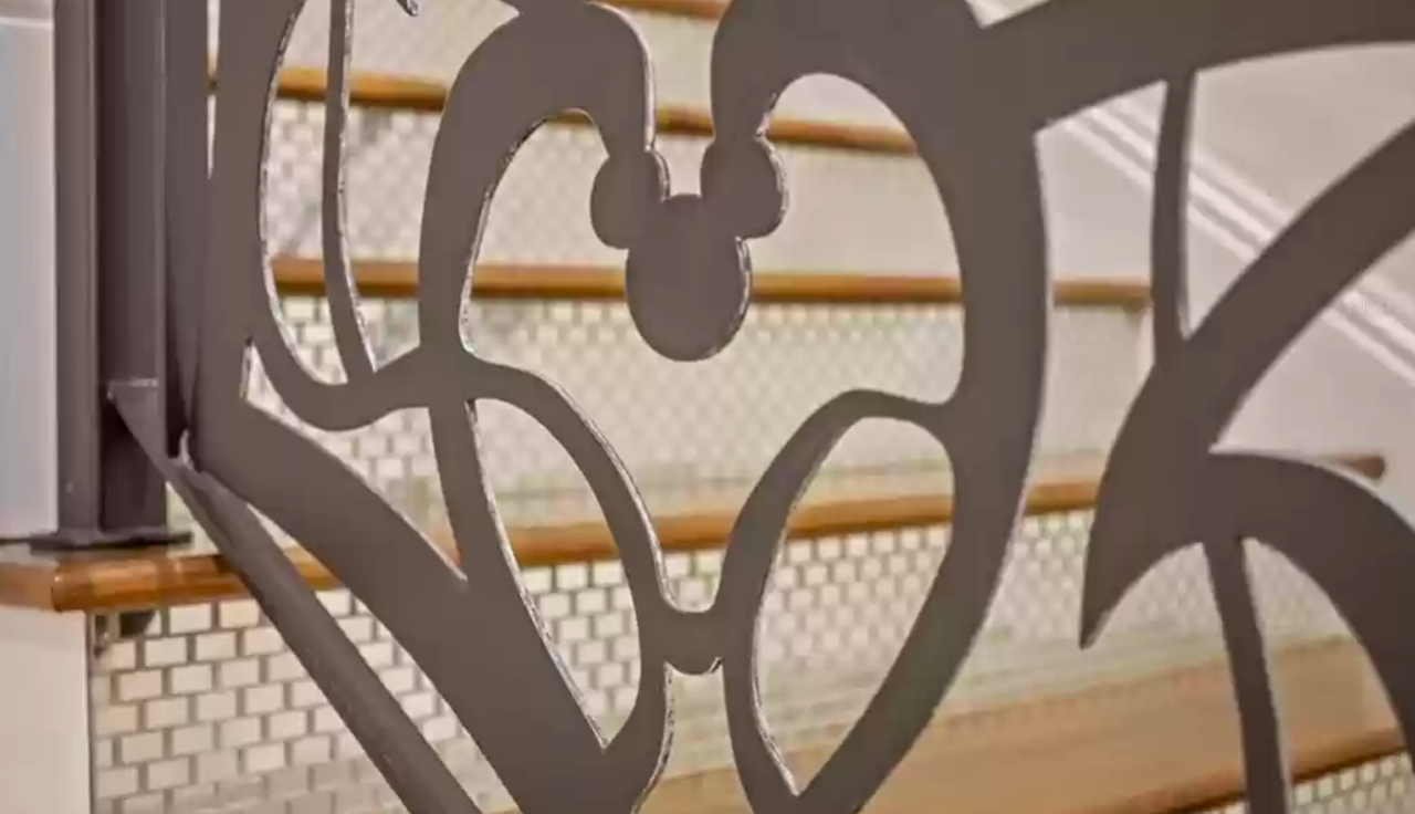 This mansion inside Walt Disney World comes with a Mickey Mouse-shaped hot tub