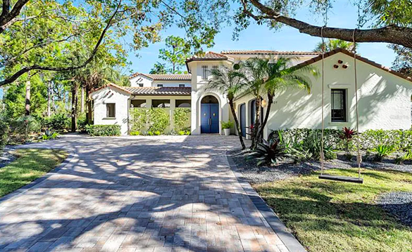 This Mediterranean-style home with a custom courtyard pool and spa is now on the market in Orlando