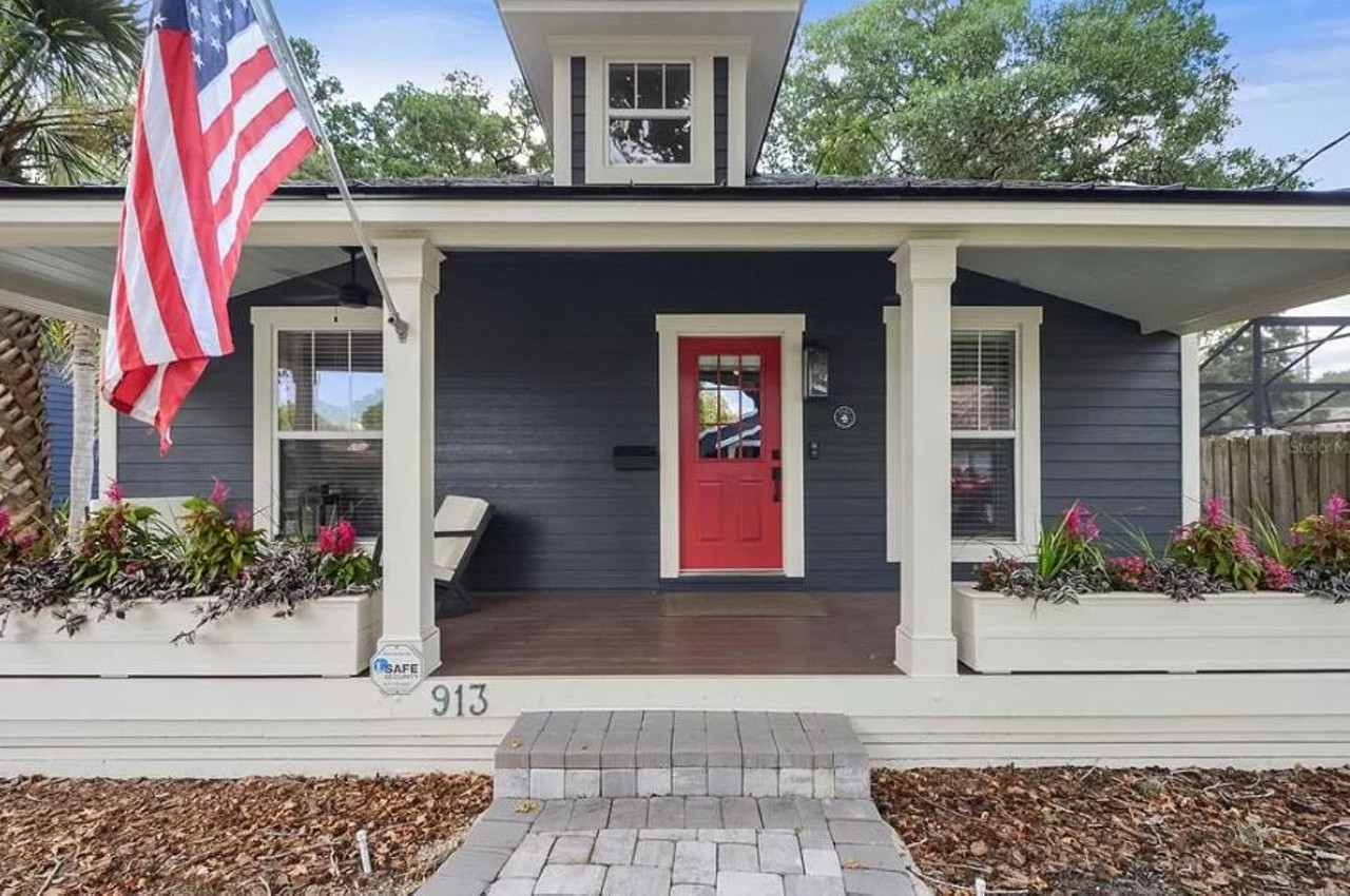 This turn-of-the-century Colonialtown cottage for sale is all modern on the inside