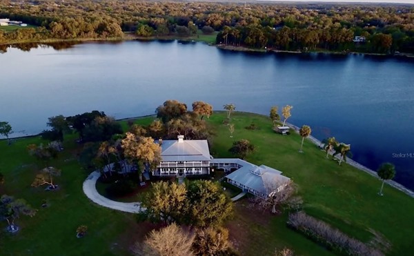 Two homes in one: This Central Florida lake house on its own 5-acre peninsula is now for sale