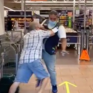 Video shows angry Florida man trying to fight his way into a Walmart after refusing to wear a face mask