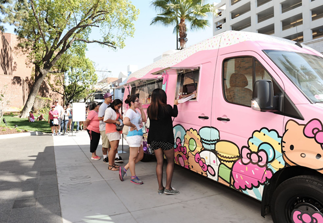 Hello Kitty Cafe Truck rolls into Orlando this Saturday