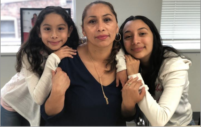 Alejandra Juárez and her two daughters. - Photo courtesy of FWD.us