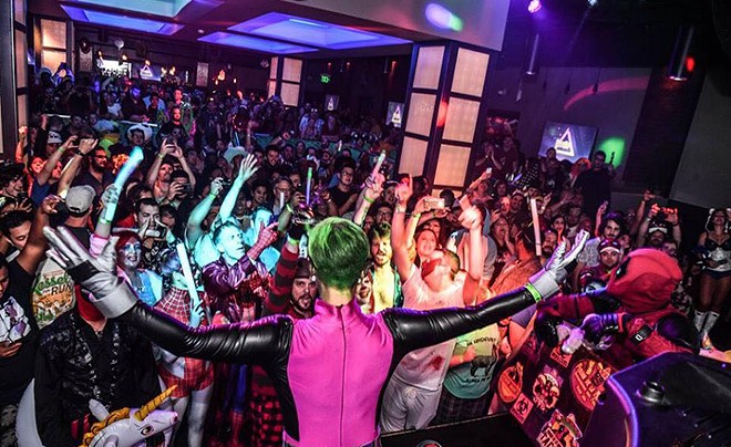 Kick off a weekend full of wild MegaCon afterparties with Moshi Moshi Productions at Icebar