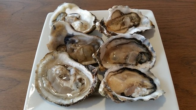 East and West Coast oysters