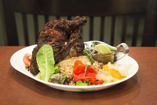Jamaican staples vie with English fare at downtown Orlando's Jam-Eng