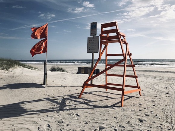 In the absence of state leadership, some Florida counties are reopening their beaches