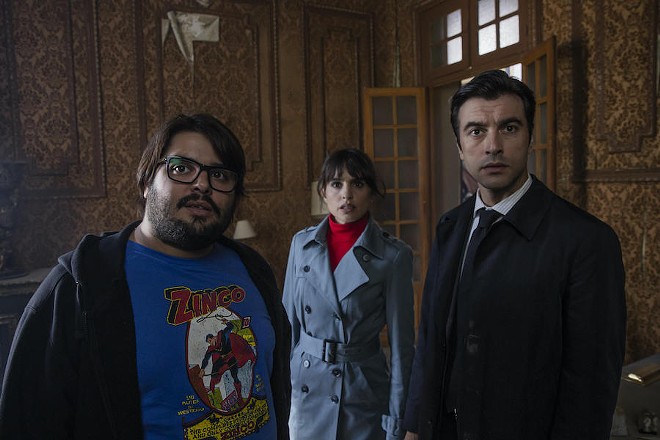 New on Netflix, Spanish-made thriller ‘Unknown Origins,’ in which a serial killer replicates superhero origin stories