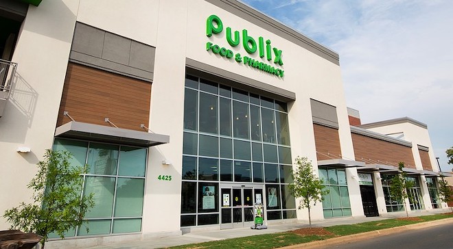 Family of a Florida Publix employee who died of COVID-19 files wrongful death suit against the grocery chain