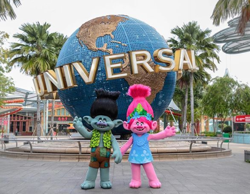 Trolls at Universal Studios Singapore - Image via thaibookingholiday | Instagram