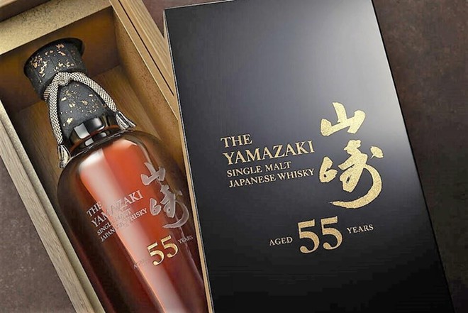 Orlando's Morimoto Asia got a bottle of Yamazaki 55, the Japanese whisky that sells for $950,000, and we got to taste it (4)