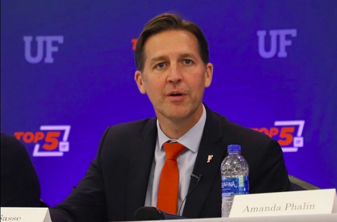 Republican senator, new UF President Ben Sasse chased from first campus meeting by angry protestors | Orlando Area News | Orlando