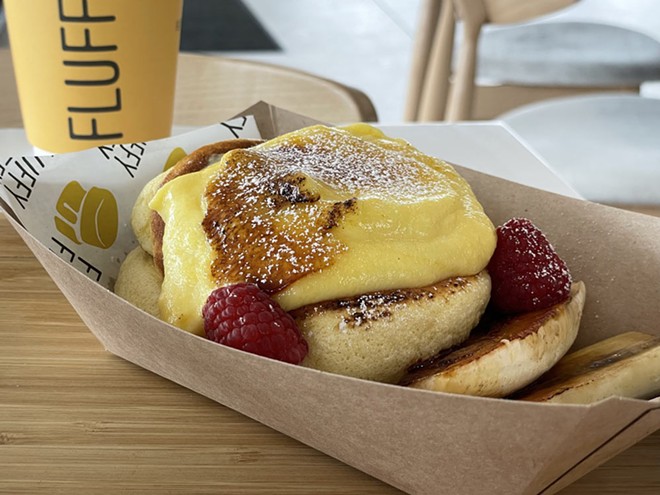 Fluffy Fluffy Dessert Cafe Serves Japanese Soufflé Pancakes to Foodies in Orlando |  Orlando