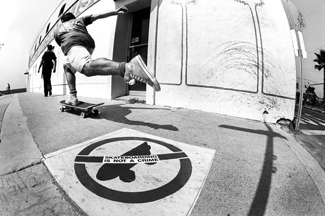 'Steve Rocco, Pushing, Hermosa Beach, CA, 1987' - © J. Grant Brittain, courtesy Orlando Museum of Art