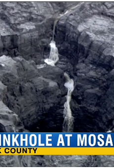 Sinkhole at phosphate plant dumps 215 million gallons of acidic water into Floridan aquifer