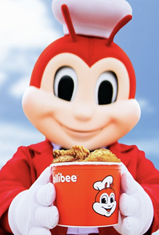 Jollibee,  the Filipino-fast food joint will open its first location in Orlando and fans are keeping an eye on it.