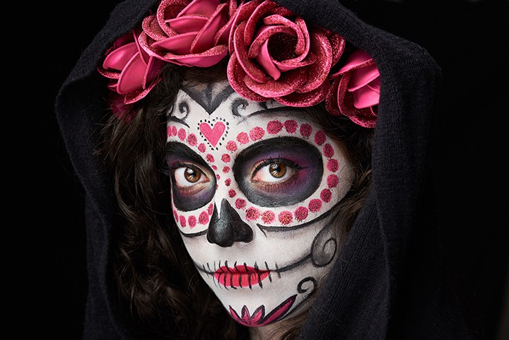 Henao Center hosts a Día de los Muertos party with dinner, drinks and ...