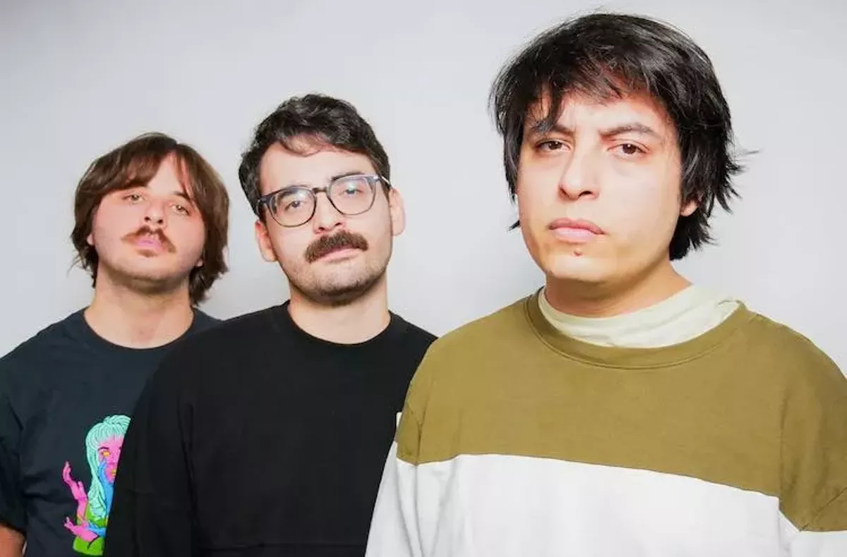 Miami trio Mold! return to Orlando for a night of Technicolor rock explosions