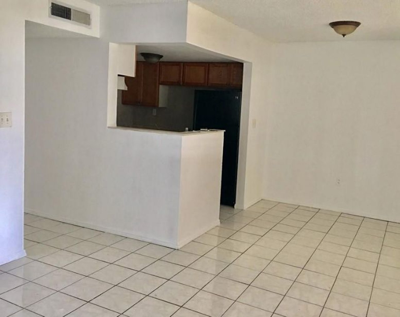 7123 Yacht Basin Ave, Orlando
$1,000/mo
2 bed, 2 bath, 1970 sqft
The kitchen is tucked away, which really allows to utilize the rest of the space for a living room.