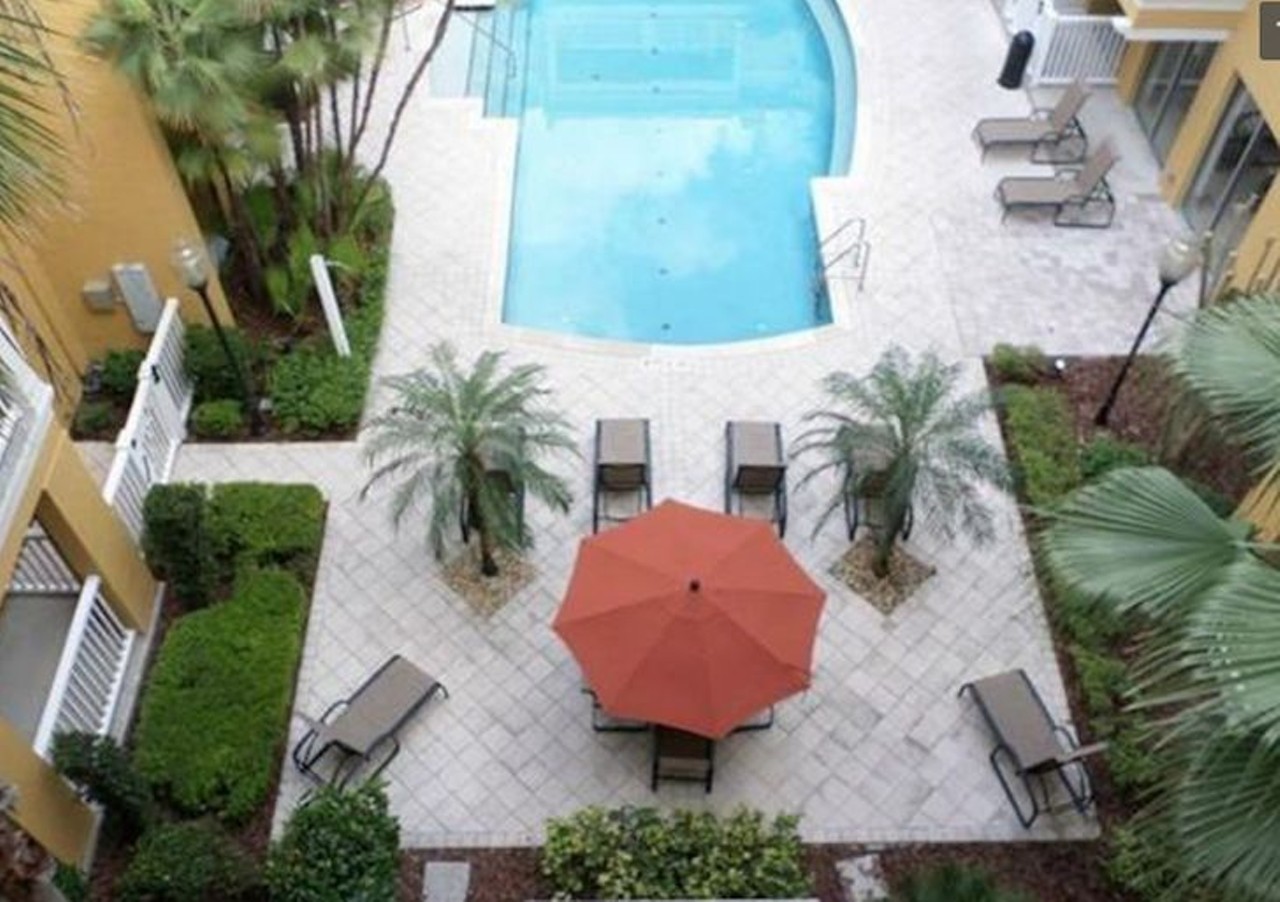 860 N Orange Ave, Orlando
$700/mo
1 bed, 1 bath, 700 sqft
Walking distance from downtown this apartment complex is located just north of 50 on Orange. The North District is an up-and-coming area with new restaurants and shops continuing to pop up out of nowhere for you to enjoy.