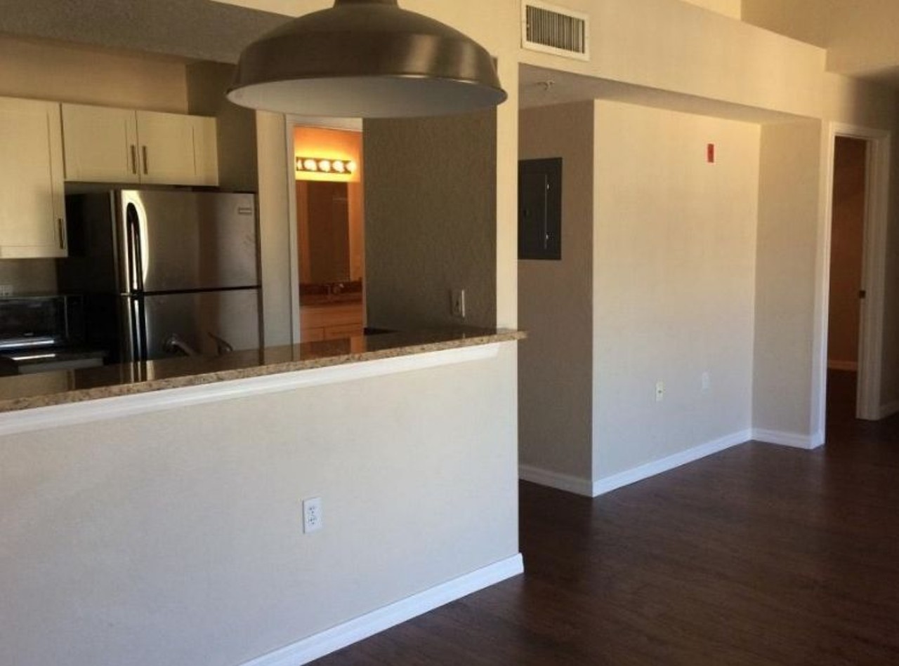 City St, Orlando
$1,225/mo
1 bed, 1 bath, 829 sqft
The kitchen may be a little small, but with it opening up to the living room there isn't much of a need for many people to be in there at once.