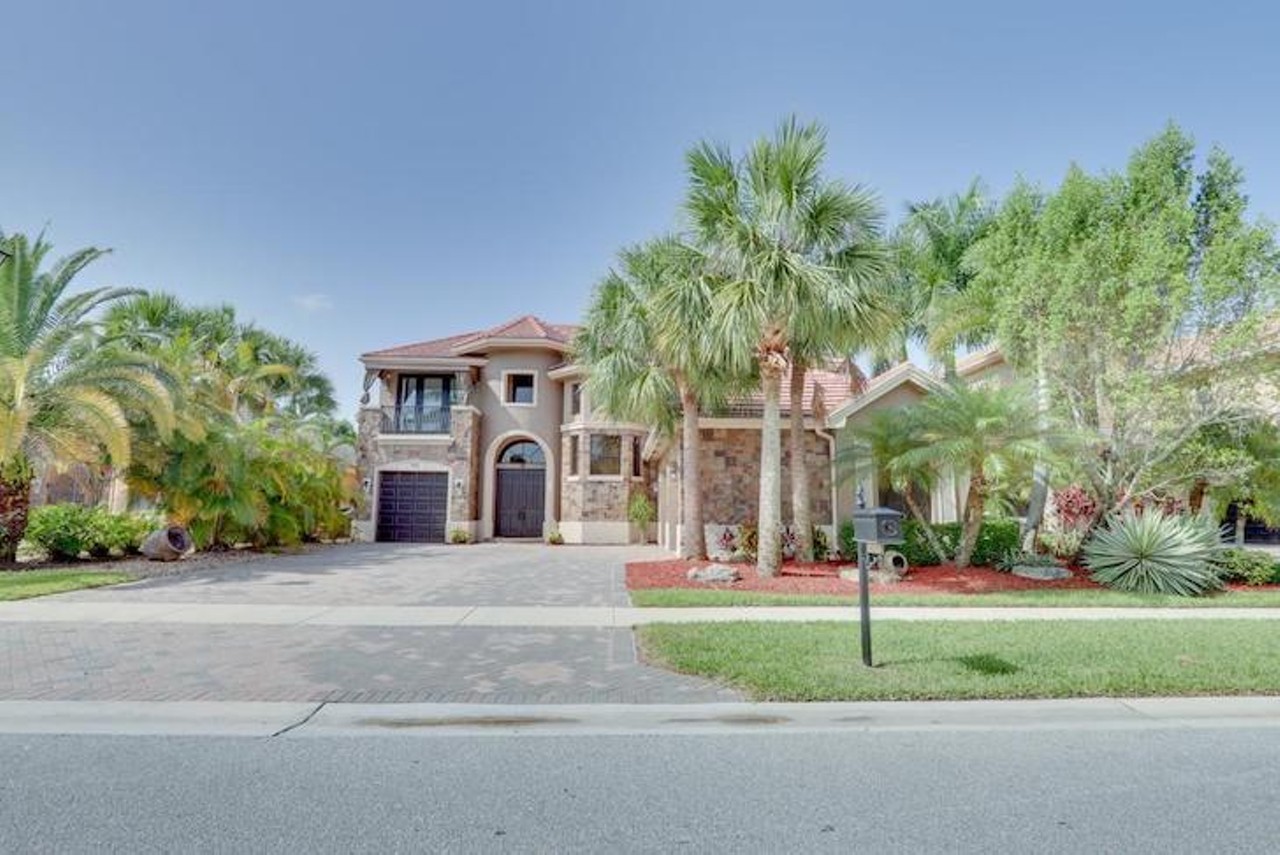 Vanilla Ice gave this Florida home to his ex-wife for $10; now she's selling it for $800K