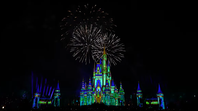 Watch the first-ever run of Walt Disney World's 50th anniversary fireworks show 'Disney Enchantment'