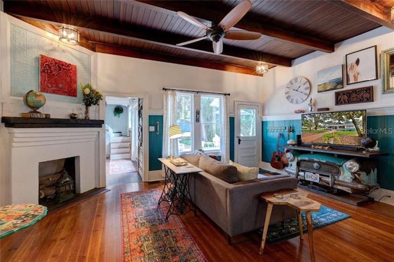 You can't buy this quirky, historic Craftsman-style Mount Dora home, but you can still look inside