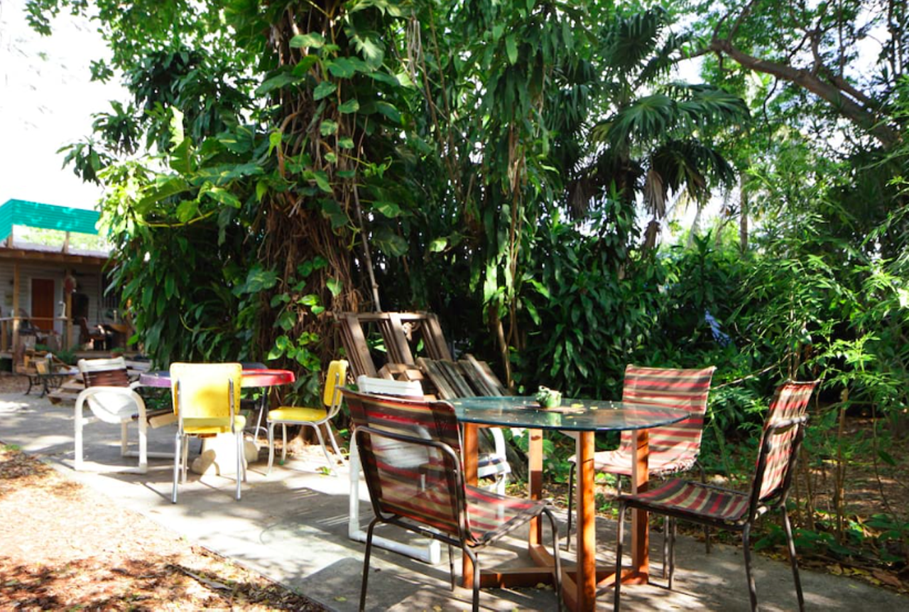 The dining patio.
image via Airbnb listing